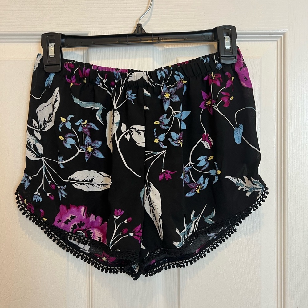 NWT Express Silky Floral Shorts